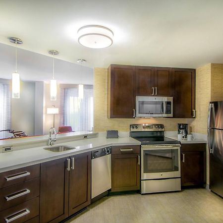 Residence Inn By Marriott Charlottesville Downtown מראה חיצוני תמונה
