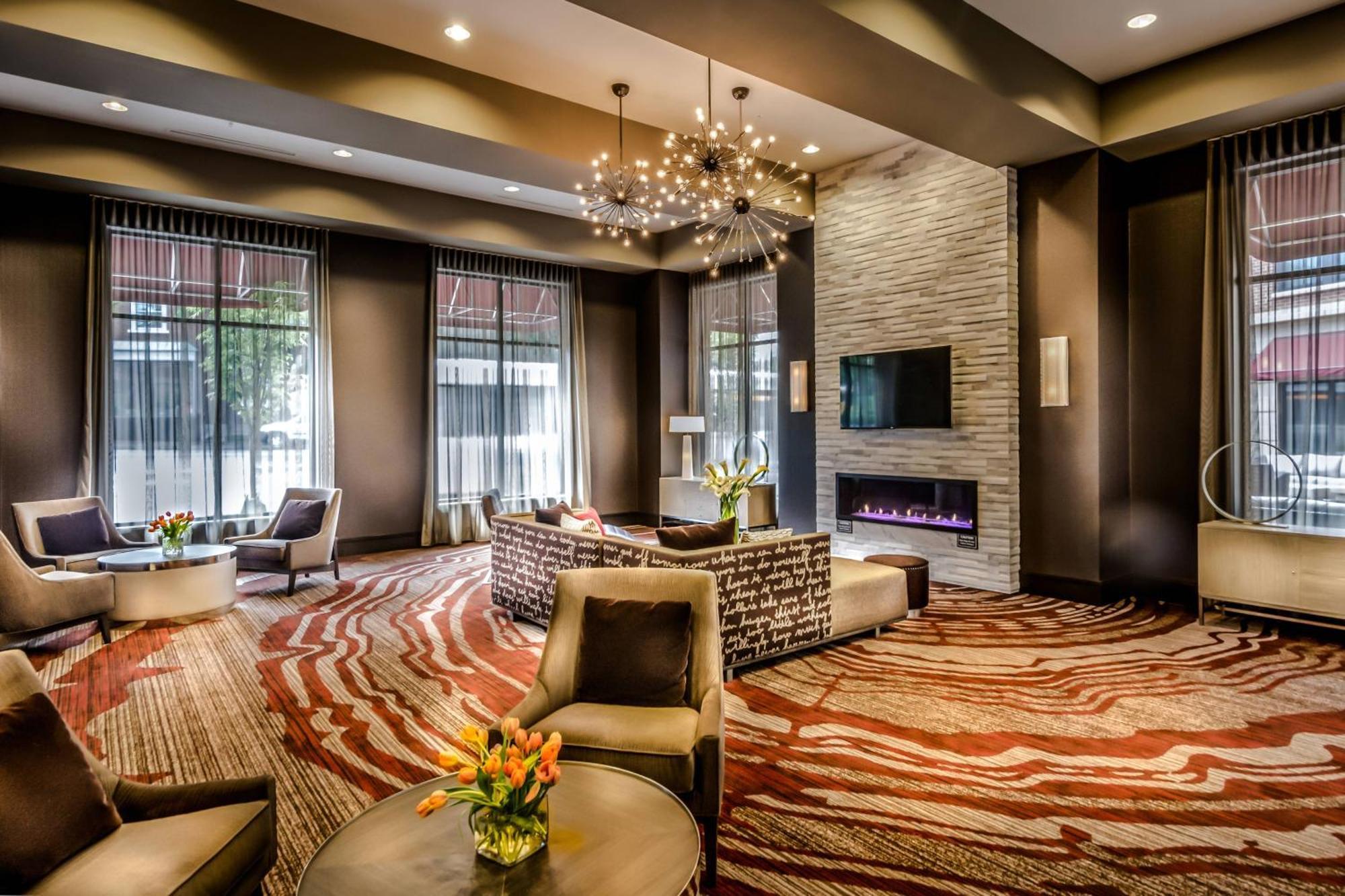 Residence Inn By Marriott Charlottesville Downtown מראה חיצוני תמונה