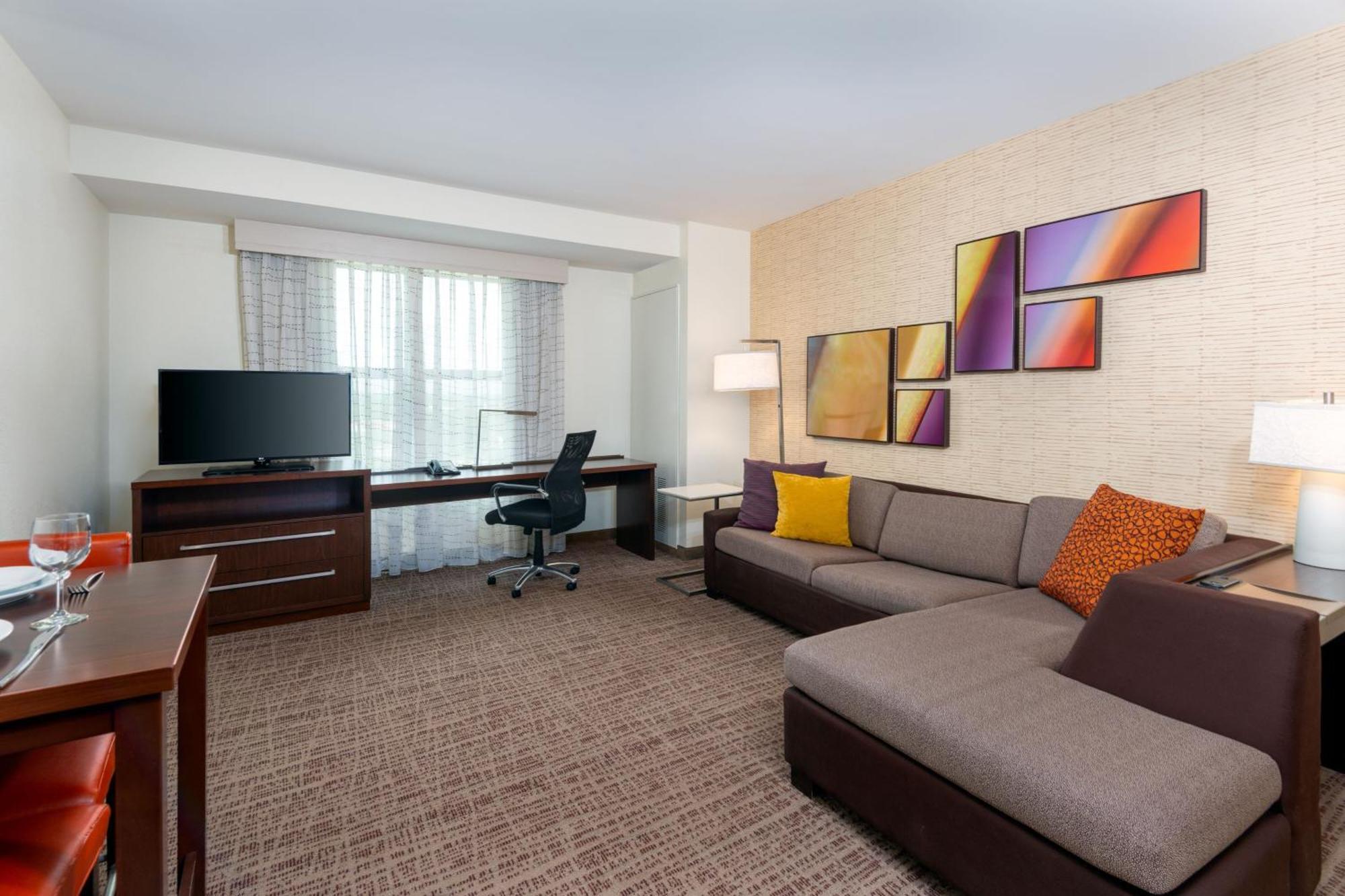 Residence Inn By Marriott Charlottesville Downtown מראה חיצוני תמונה