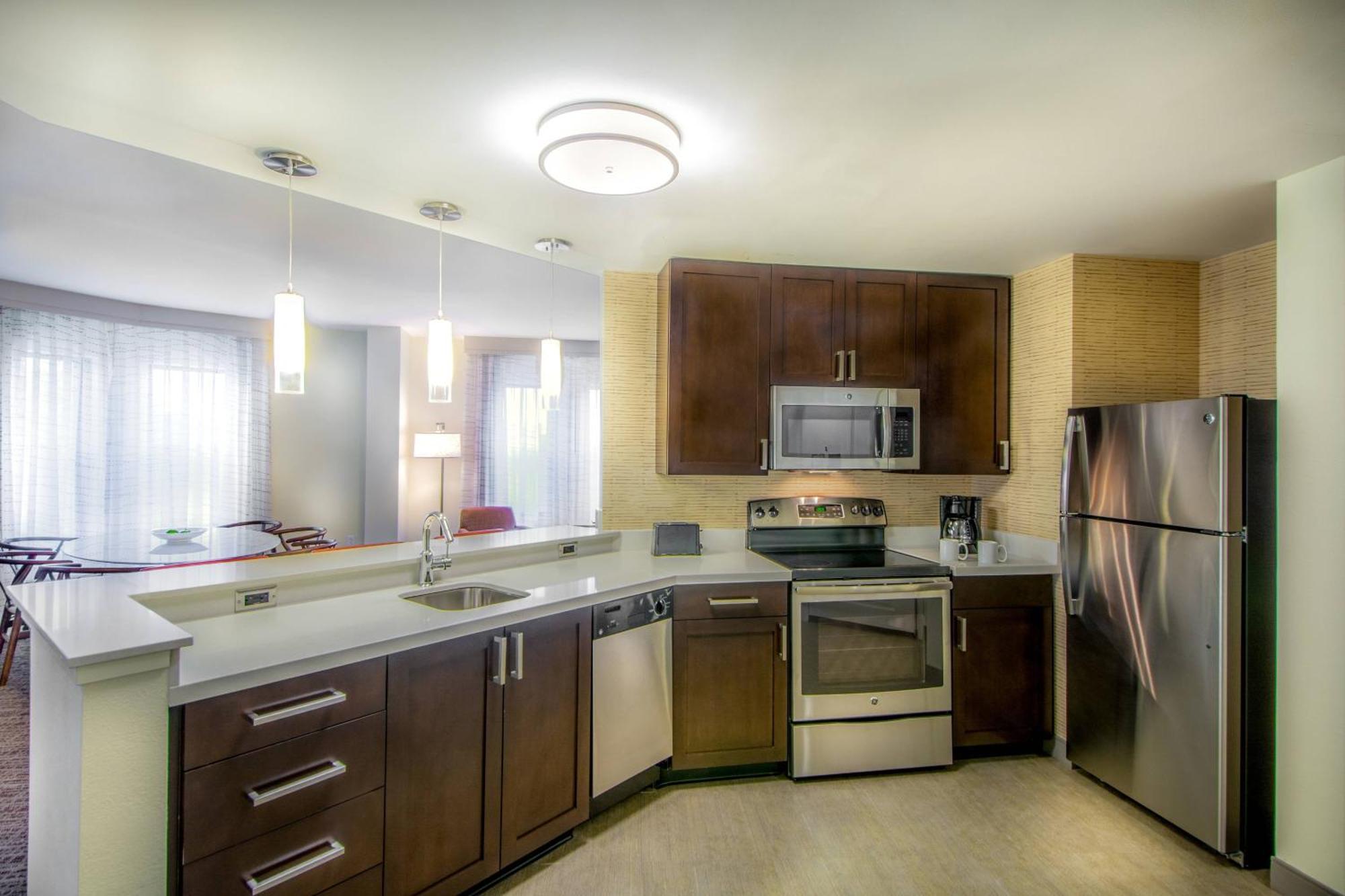 Residence Inn By Marriott Charlottesville Downtown מראה חיצוני תמונה