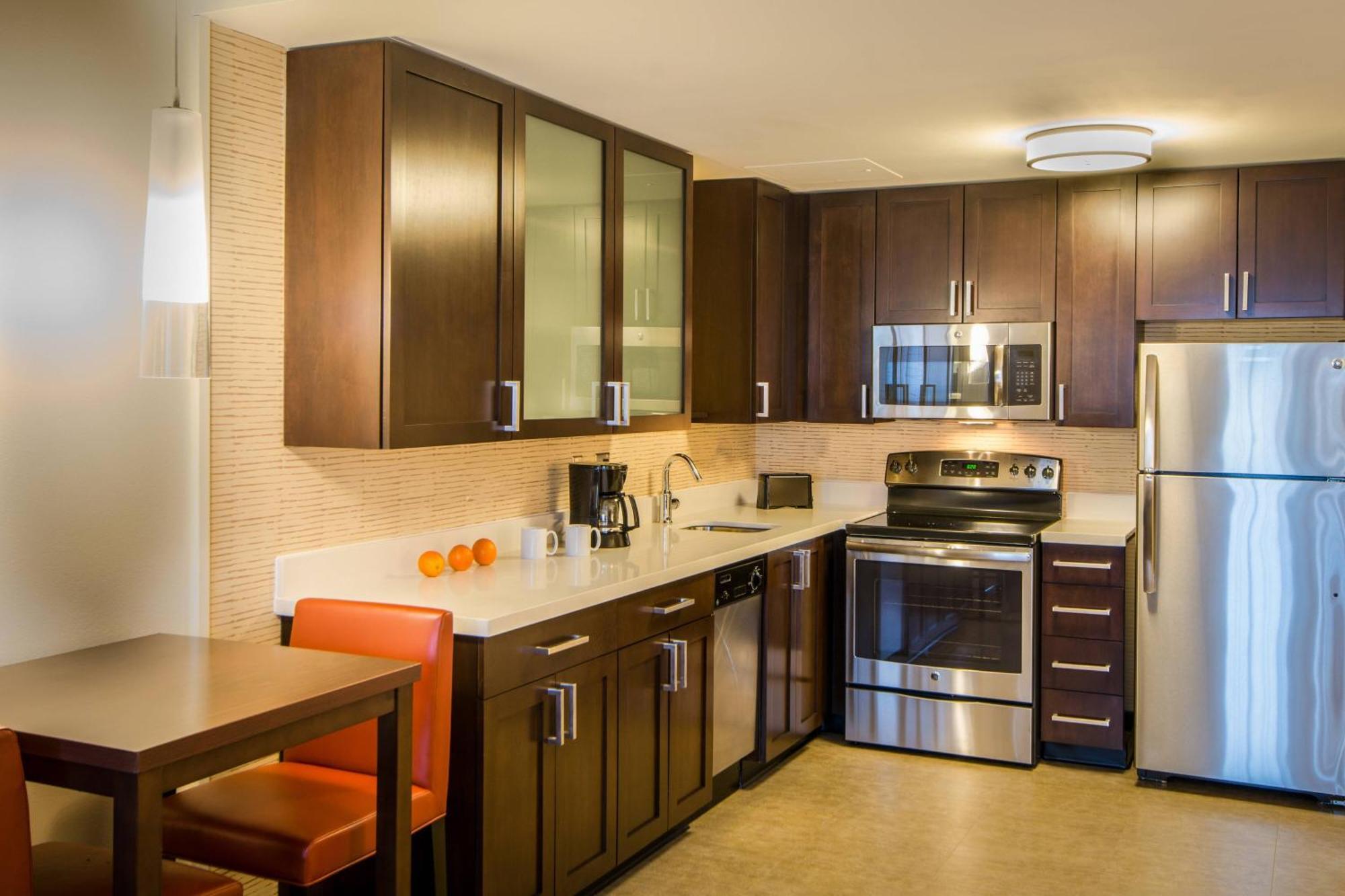 Residence Inn By Marriott Charlottesville Downtown מראה חיצוני תמונה