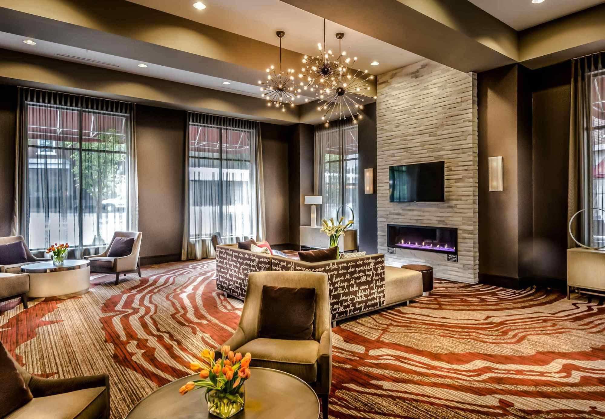 Residence Inn By Marriott Charlottesville Downtown מראה חיצוני תמונה