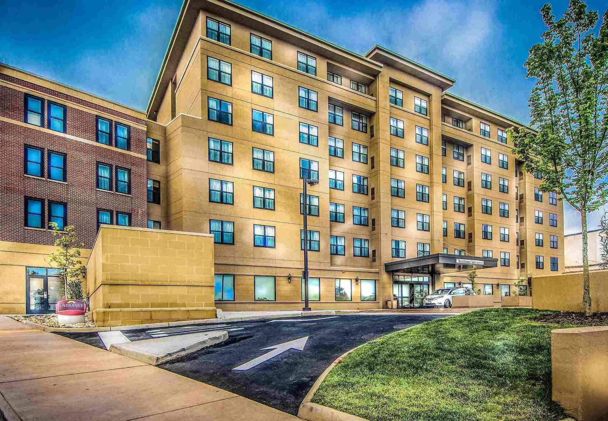Residence Inn By Marriott Charlottesville Downtown מראה חיצוני תמונה