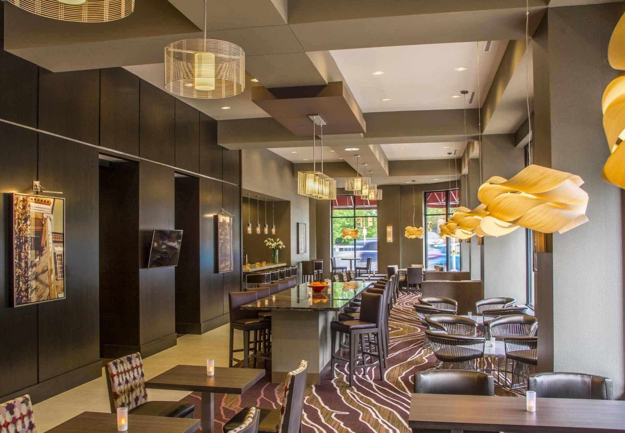 Residence Inn By Marriott Charlottesville Downtown מראה חיצוני תמונה